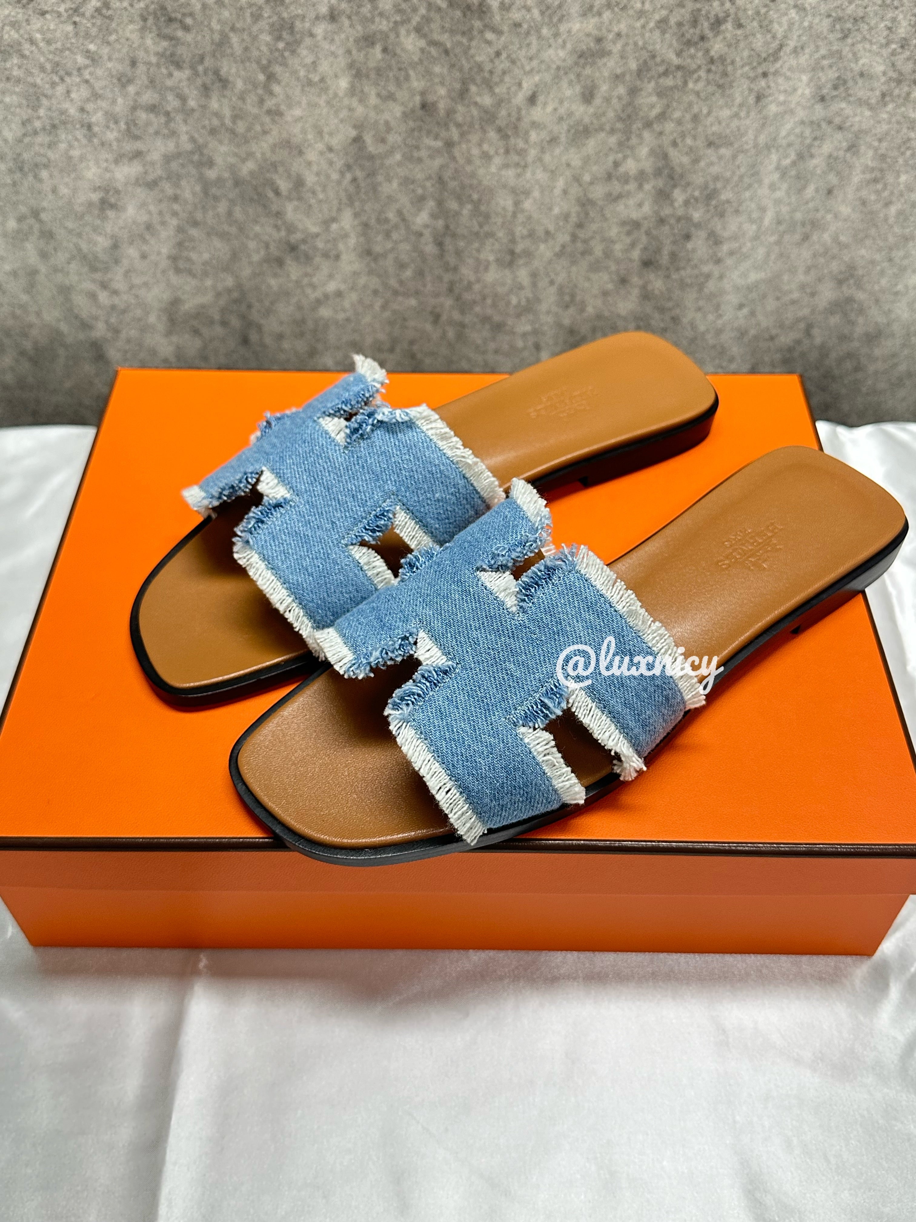 Hermes oran sandal size 38, - Luxnicy