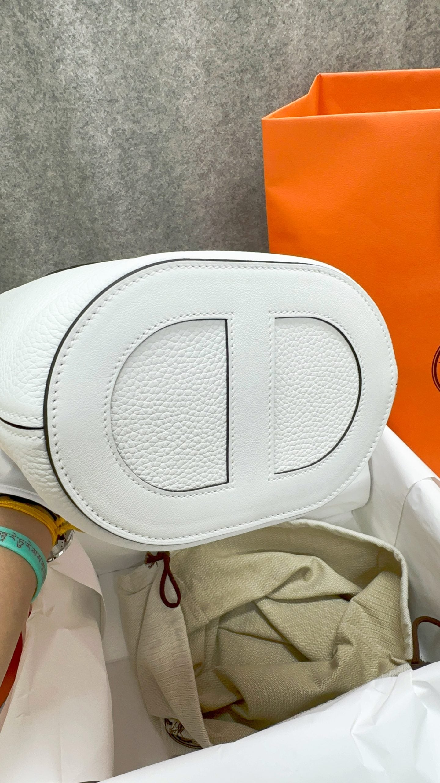 Hermes In the Loop 18 0U New White X GHW, - Luxnicy