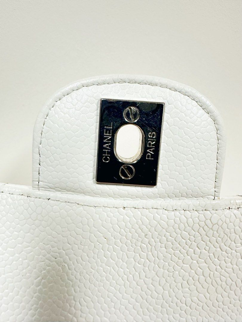 Chanel Classic Flap medium White Caviar PHW