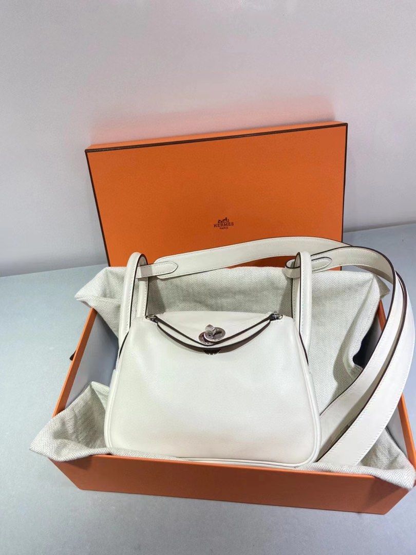 Hermes Mini Lindy Nata/ Sesame Stamp Z Swift PHW